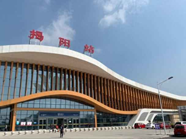 奥仁格管道推荐：潮州热浸塑涂塑钢管与汕昆高速公路的纽带