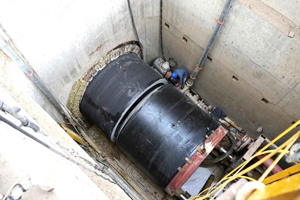 攻坚之年新突破:宁夏最长电力地下顶管工程全线贯通 攻坚之年新突破:宁夏最长电力地下顶管工程全线贯通