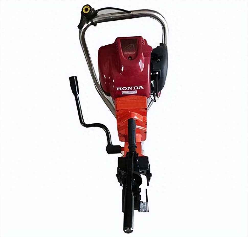 BTZK-32内燃钻孔机：重塑钢轨钻孔的极限标准