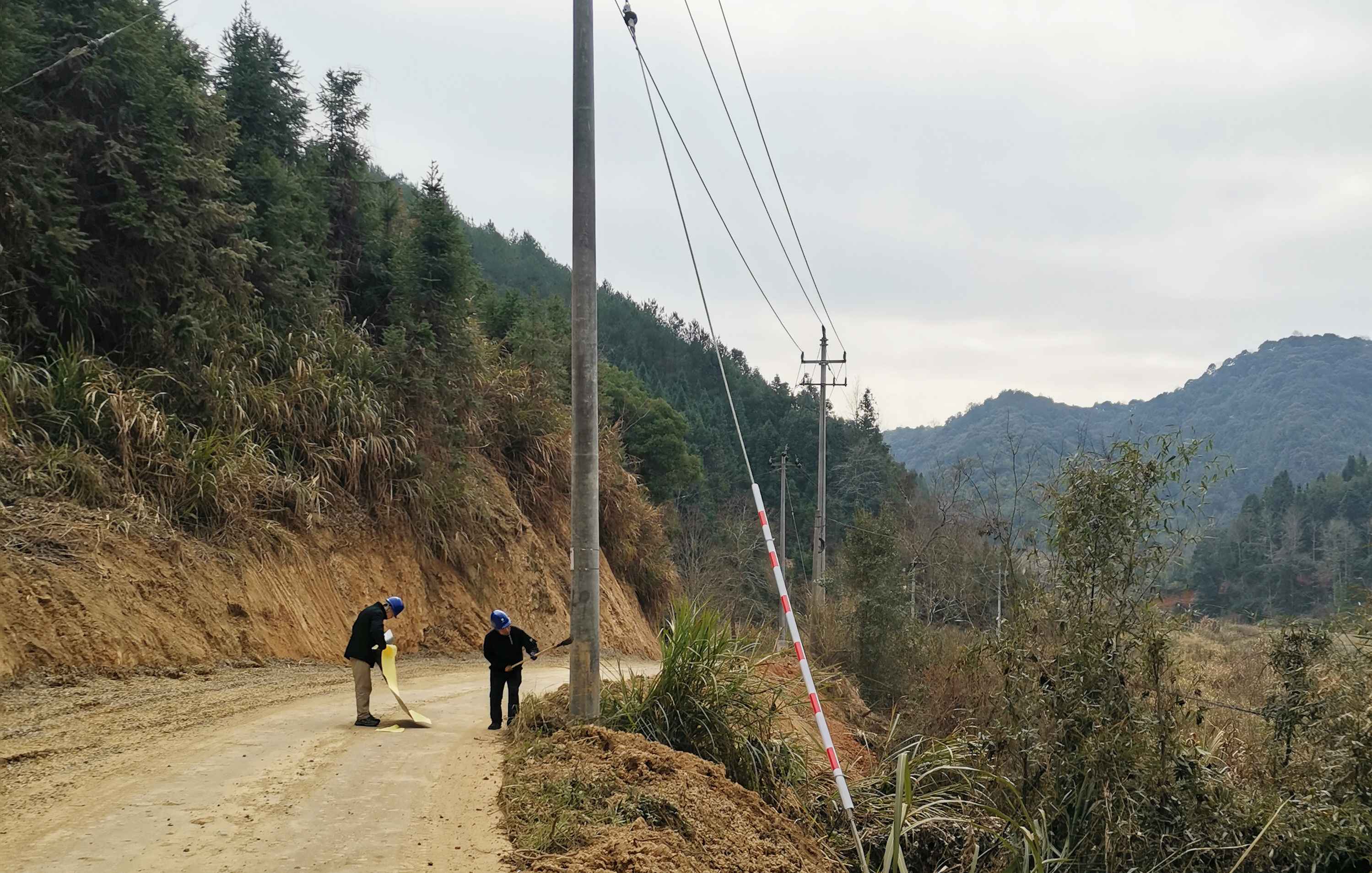 奥仁格管道：沙县HFB电力管施工的安全护航者