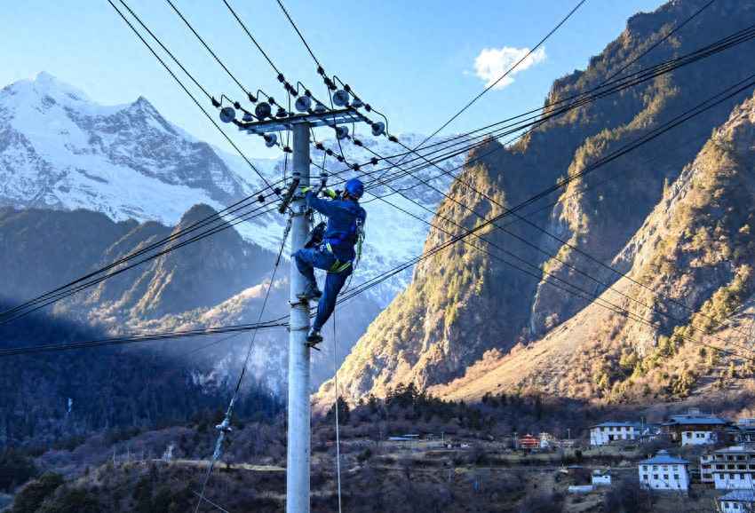 迪庆电力管哪家便宜 供电部门全力保障迪庆今冬明春电力可靠供应